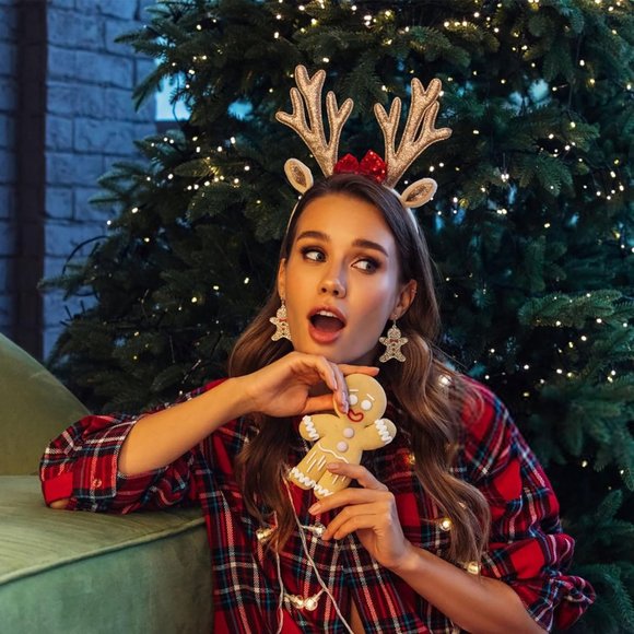 Gingerbread man garland deer colorful light bulbs Earrings Christmas Decoration - Picture 3 of 8